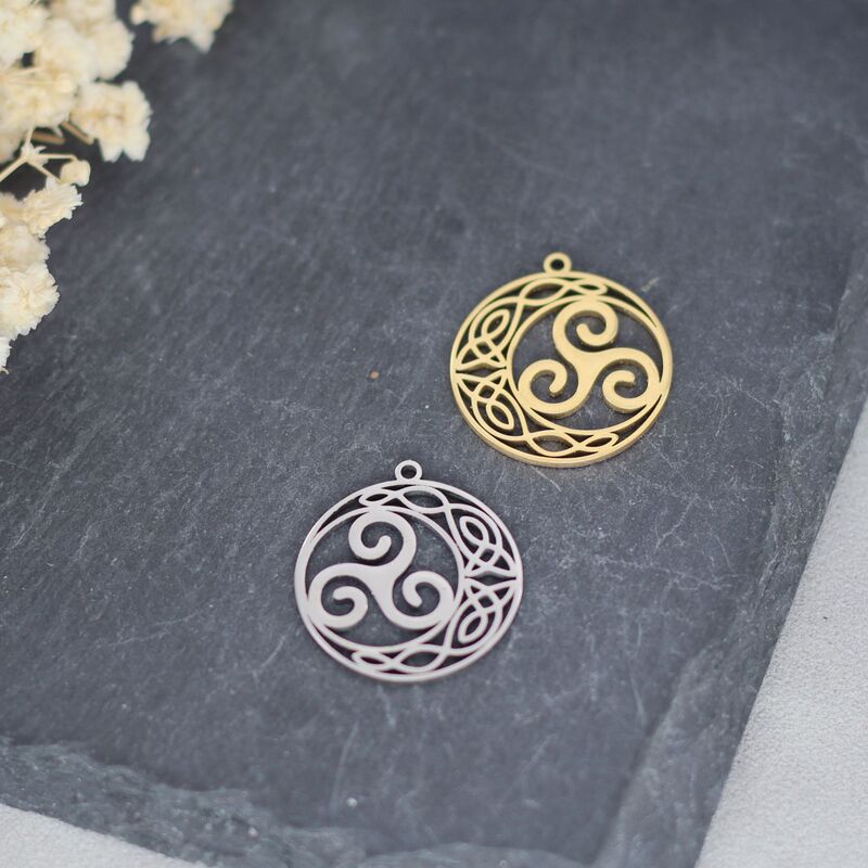1Pcs Stainless Steel Spiral Celtic Knot Pendant Creative Earrings Necklace Pendant DIY Jewelry Accessories