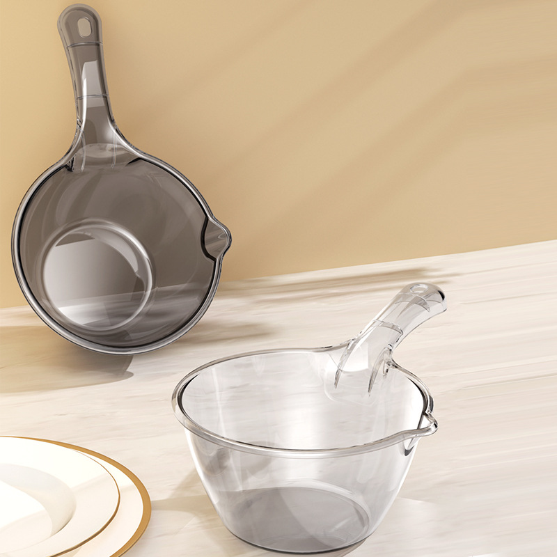 Plastic big transparent water ladle for home use