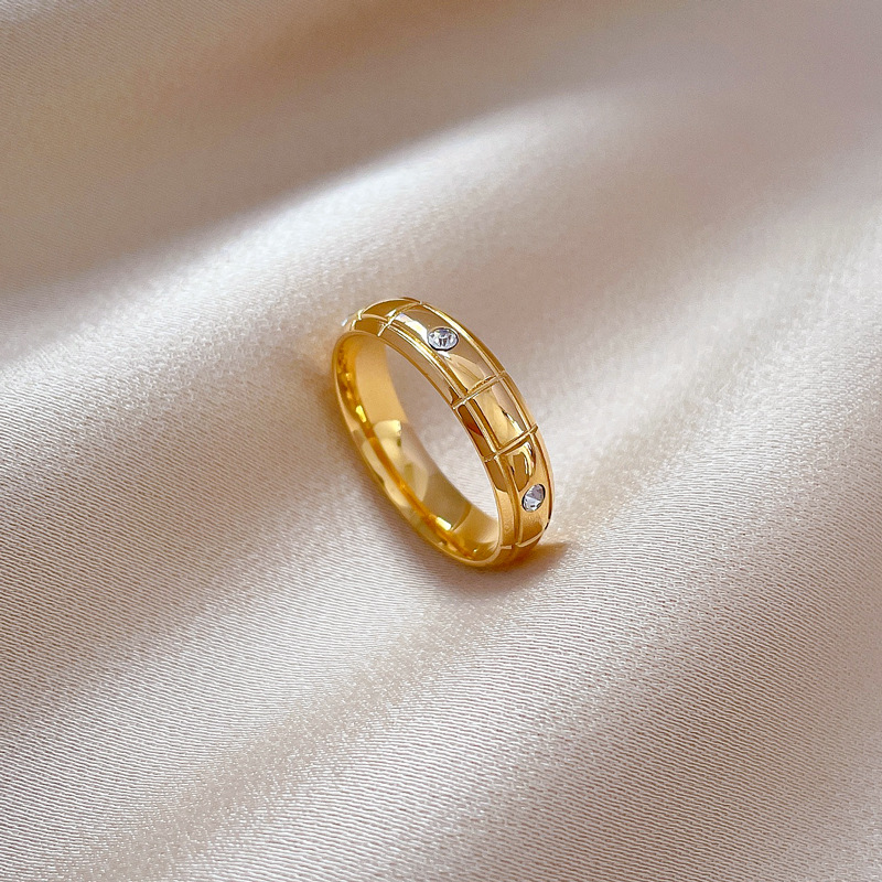 Minimalist Titanium Steel Geometric Ring For Men And Women_voghion.com