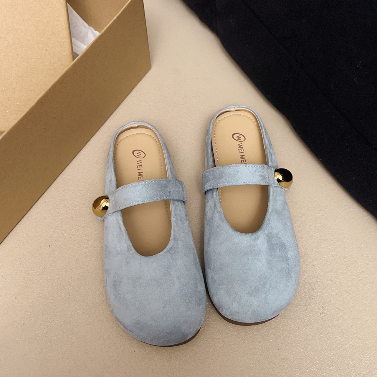Retro matte slippers, 2025 years