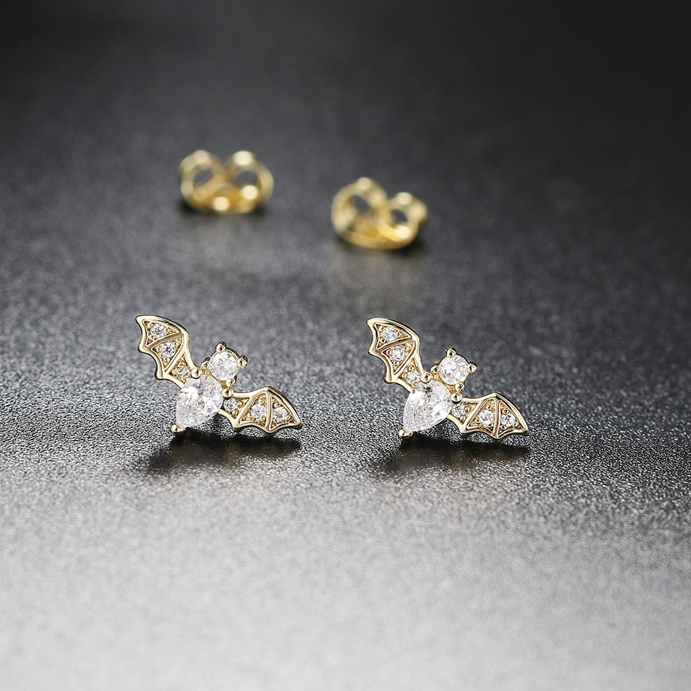 1 Pair Simple Style Bat Inlay Copper Zircon Ear Studs display picture 2