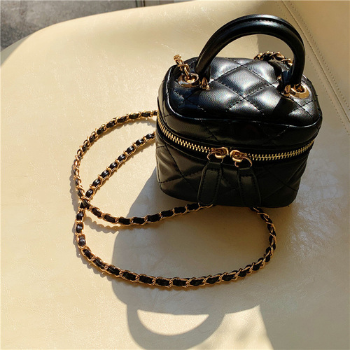 Korean version 2024 spring and summer new mini rhombus style chain bag versatile shoulder crossbody lipstick small bag