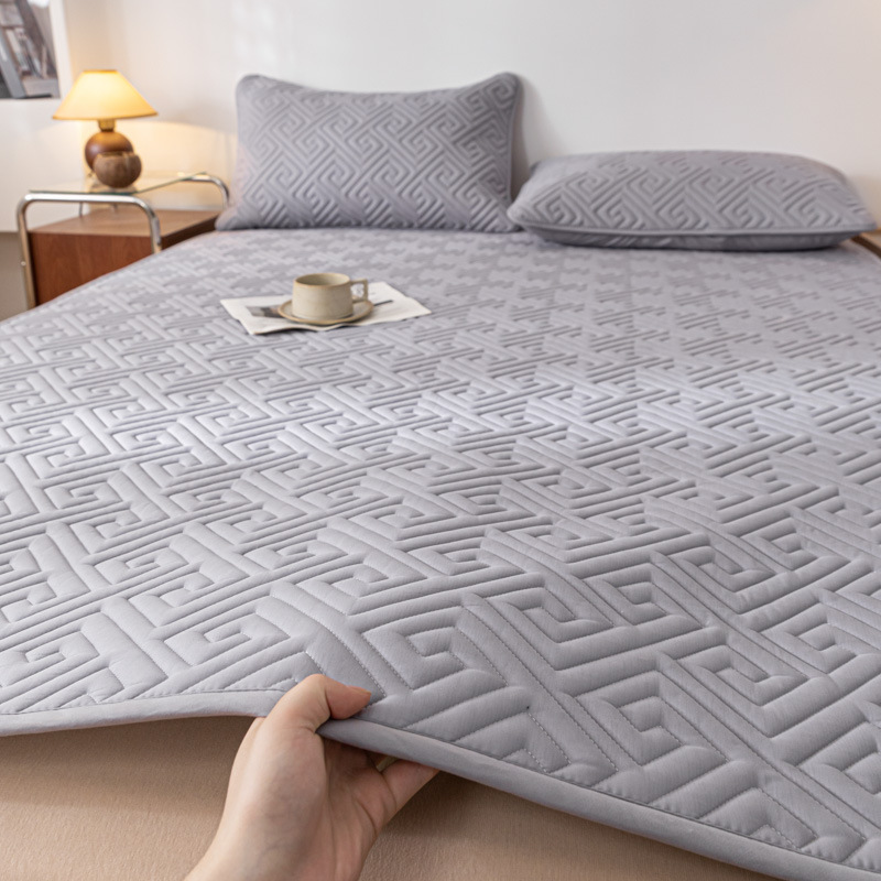 Class a Quilted Mattress Protector, Non-Slip All-Season Mattress Pad, Student Dormitory Wholesale Mattress, Special for Rental Housing