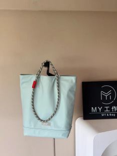 Capacious waterproof nylon one-shoulder bag for mother and baby