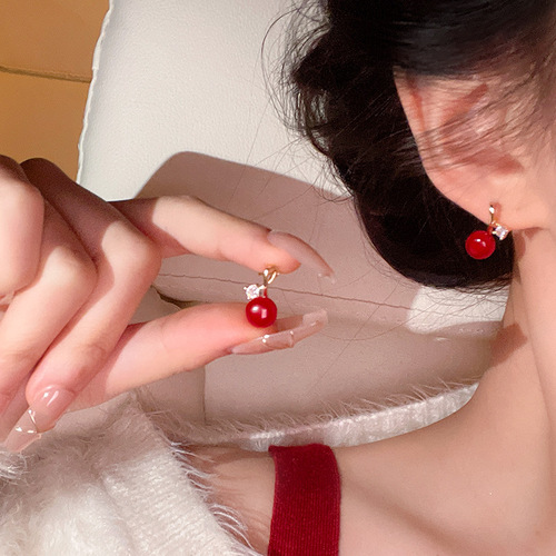 Zirconia Red Bean Longing Earrings for Women, Unique Niche Design, High-End Lightweight Luxury, Fashionable and Versatile, Distinctive Personal Earrings