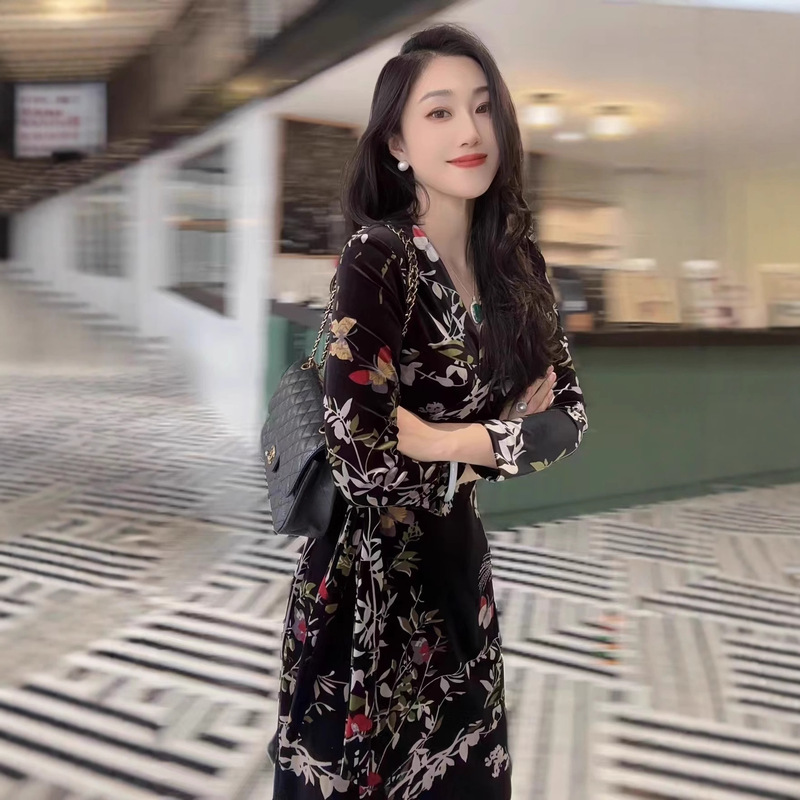 Autumn and Winter One-Piece Stretch Velvet Fashion Wrap Dress Slim Fit Printed Long Dress Autumn and Winter One-Piece Stretch Velvet Fashion Wrap Dress Slim Fit Printed Long Dress