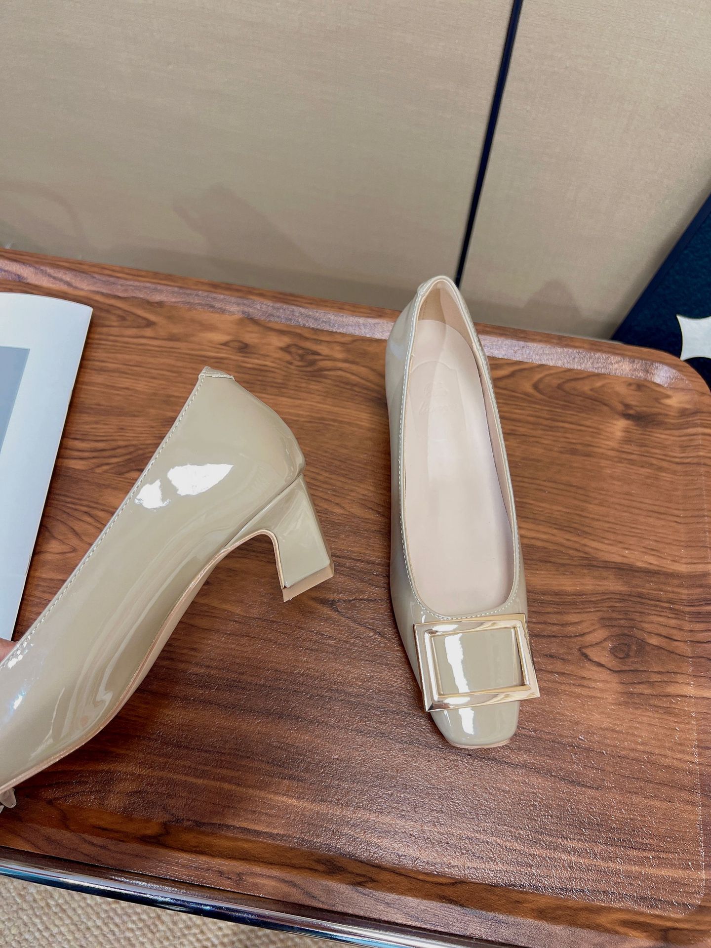 Elephant gray (medium heel 4.5cm)