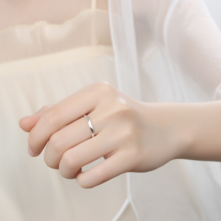 Minimalist Smooth Diamond Shaped Ring For Women Adjustable Open_voghion.com