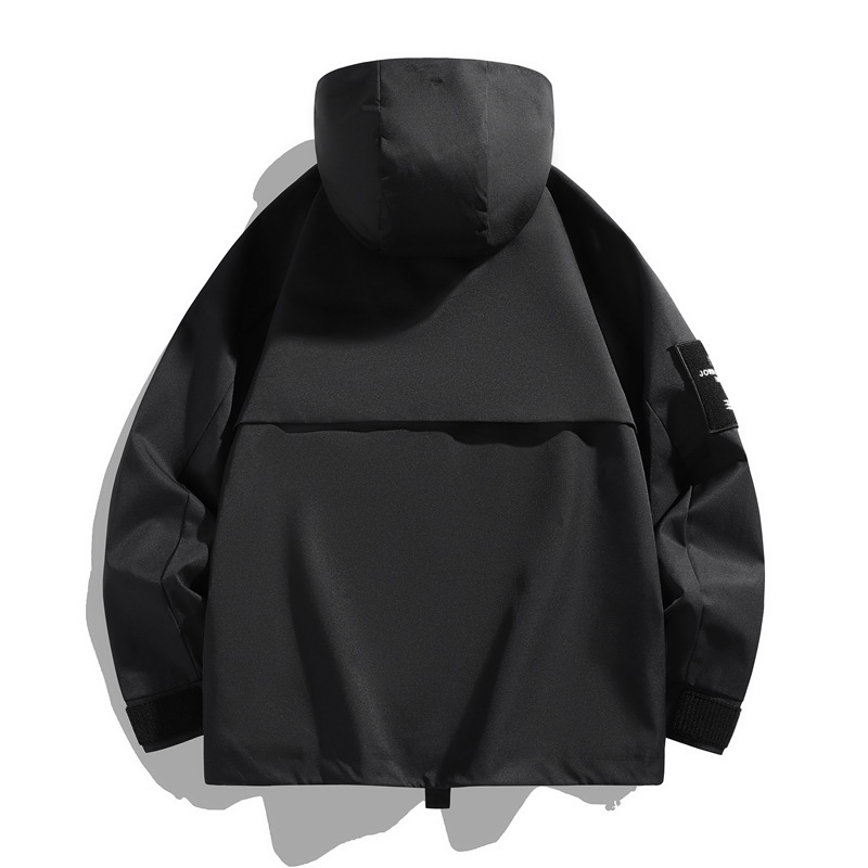 Chaqueta para hombres explosión de herramientas al aire libre chaqueta de asalto chaqueta de tren chaqueta de moda con capuzas para hombres y mujeres marca de moda japonesa de montaña de ocio