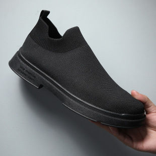 Summer Men's Shoes Breathable 2024 New Hosiery Shoes Men's Casual Cloth Shoes Black Knitted Shoes Slip-on Lazy Shoes