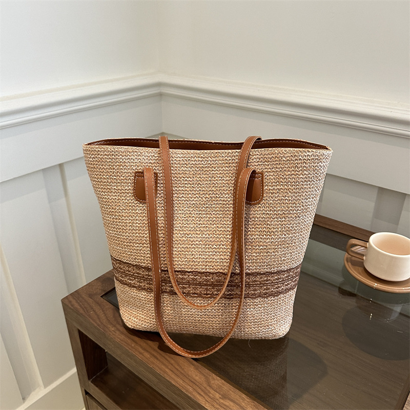 Gran capacidad de moda coreana empalme bolso de cubo de agua 2024 primavera y verano nuevo estilo versátil bolso casual bolso de hombro
