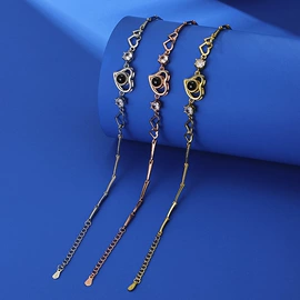 项链;手链;戒指