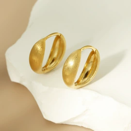 项链;耳钉;耳扣