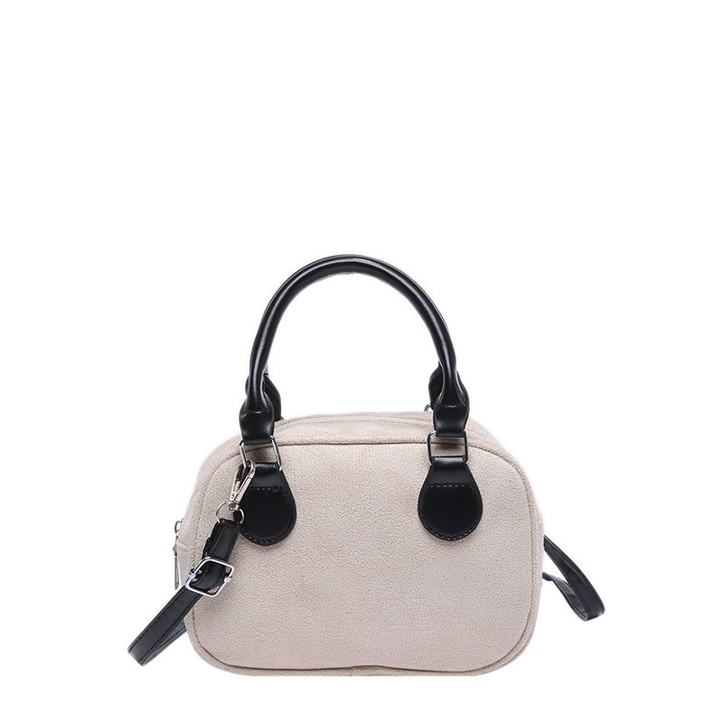 Bolsa de bolos de moda mate para mujeres 2025 primavera nueva moda retro bolso de hombro sensación de nicho bolso de mano