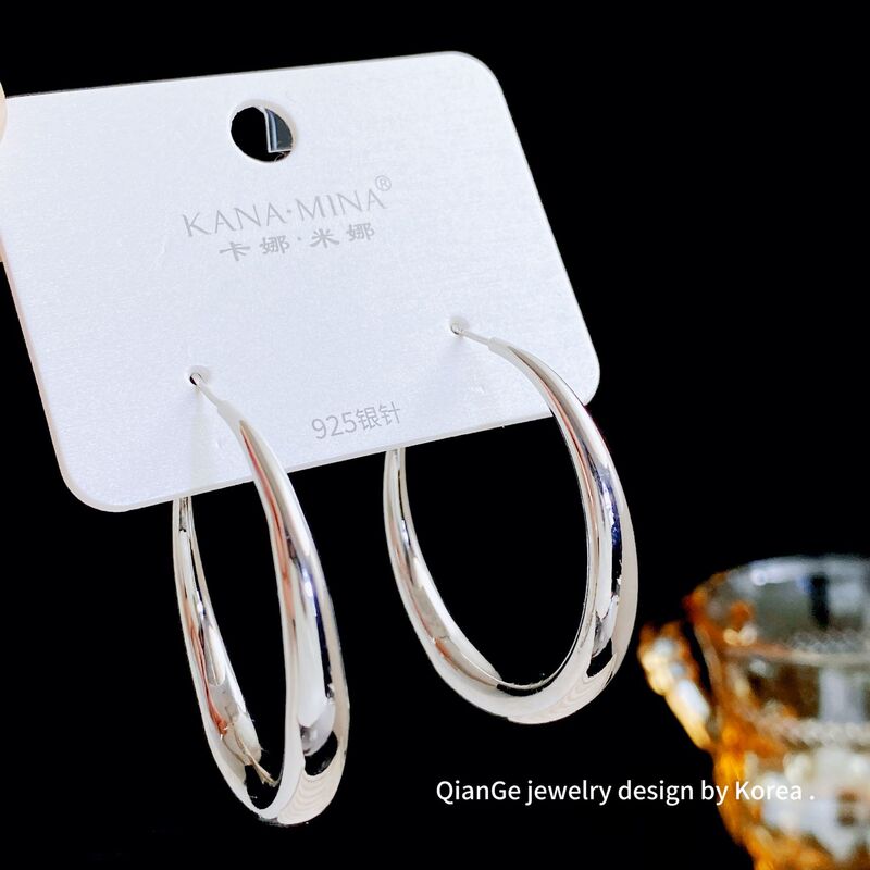 Kanamin Zhao Lusi's Same Style Plain Hoop Earrings for Women S925 Silver Needle Versatile Fashionable Simple Cold Style Earrings Kanamin Zhao Lusi's Same Style Plain Hoop Earrings for Women S925 Silver Needle Versatile Fashionable Simple Cold Style Earrings
