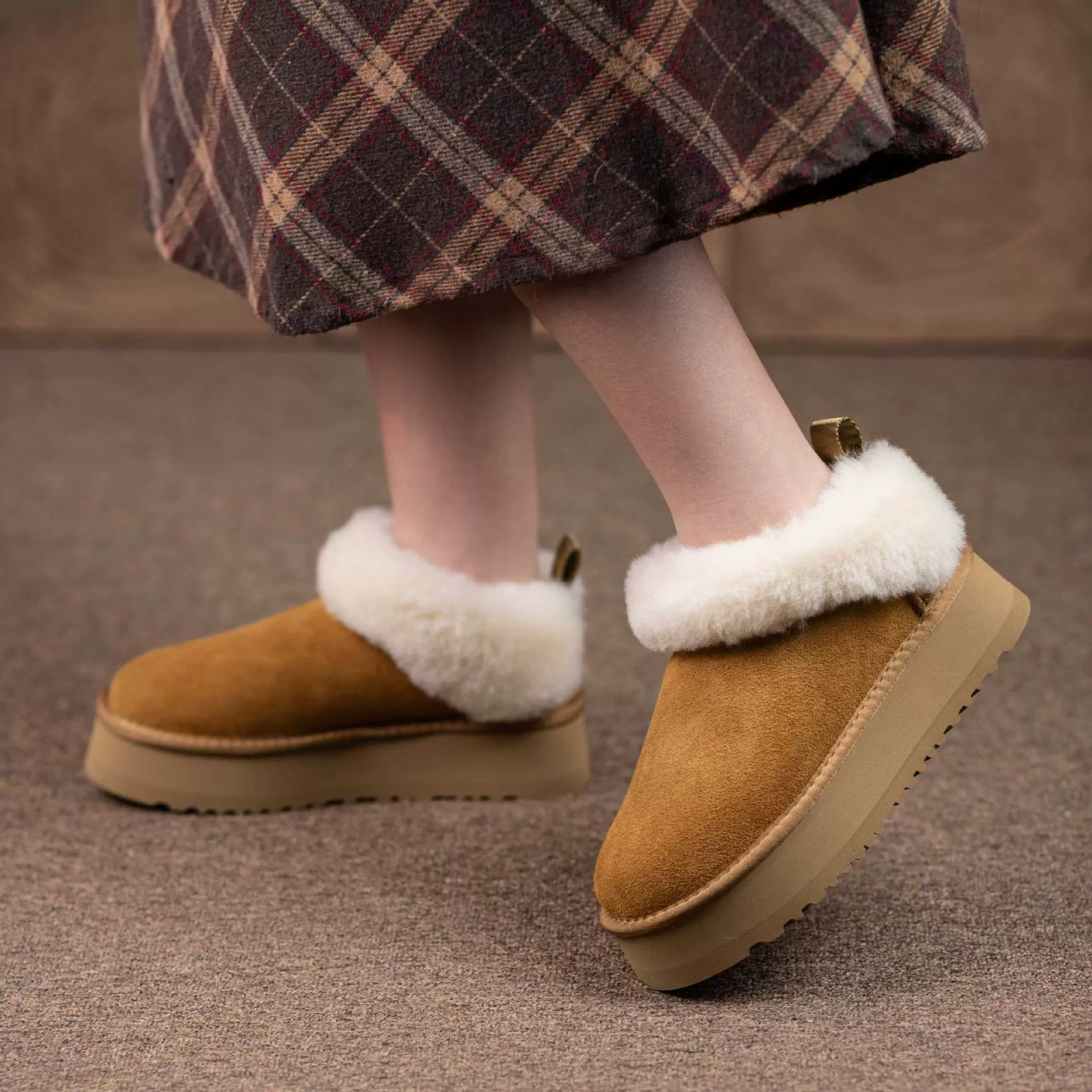 头层牛皮厚底雪地靴女秋冬加绒加厚保暖轻便百搭大棉鞋真皮一脚蹬