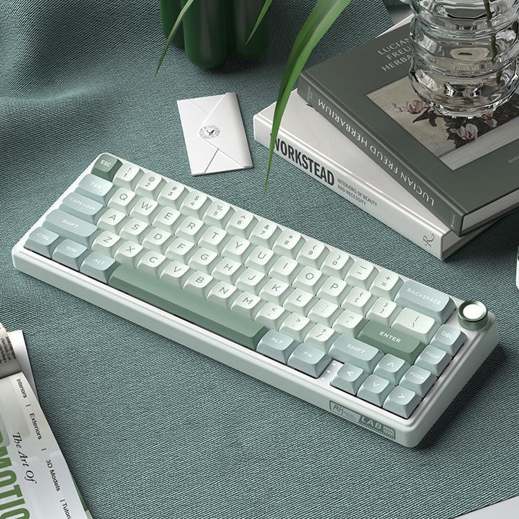 Rkr65カスタマイズされたメカニカルキーボードrgb小型ポータブル女の子ワイヤレスブルートゥース三モードガスケットフルキー挿抜