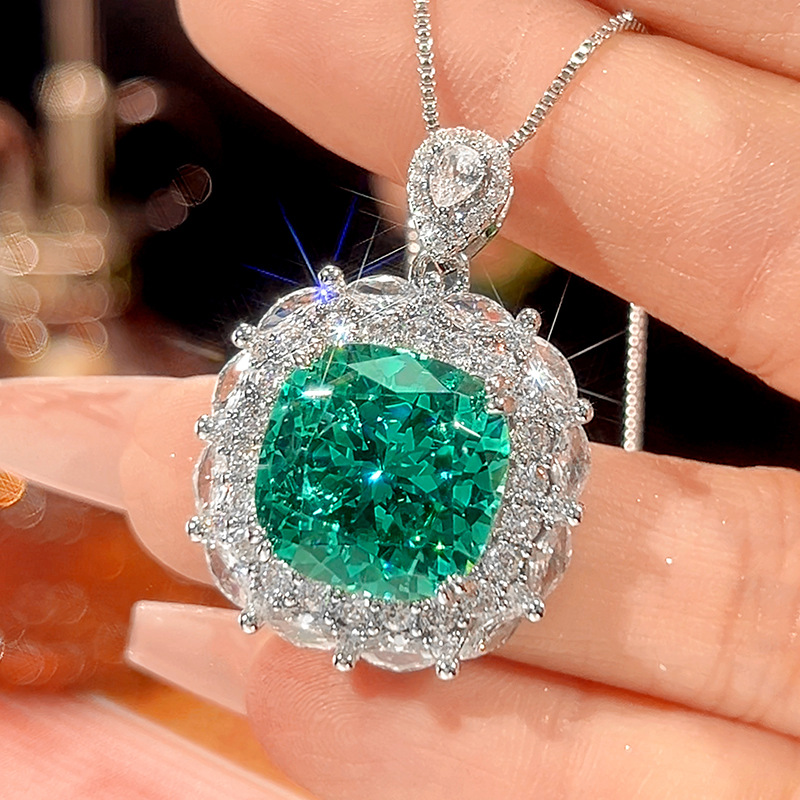Gemstone Pendant Necklace In Brass With Paraiba Green Stone Set_voghion.com