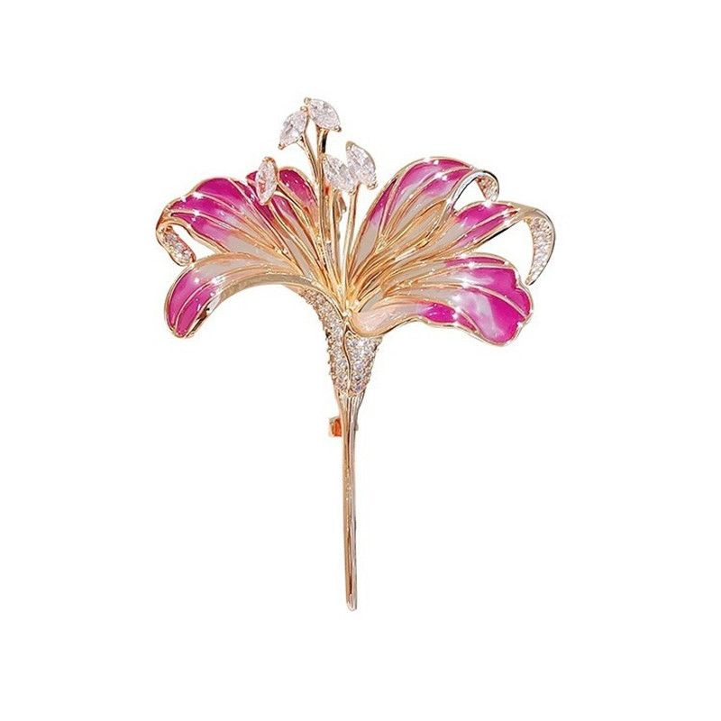 Elegant brooch floral