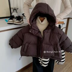 子供綿服 Bangcheng 2025 冬の新製品子供フード付き厚みのある多用途無地シンプルな綿服 G0678