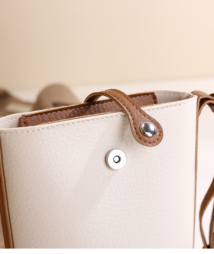 Women's Pu Leather Solid Color Basic Bucket Zipper Buckle Phone Wallets display picture 6
