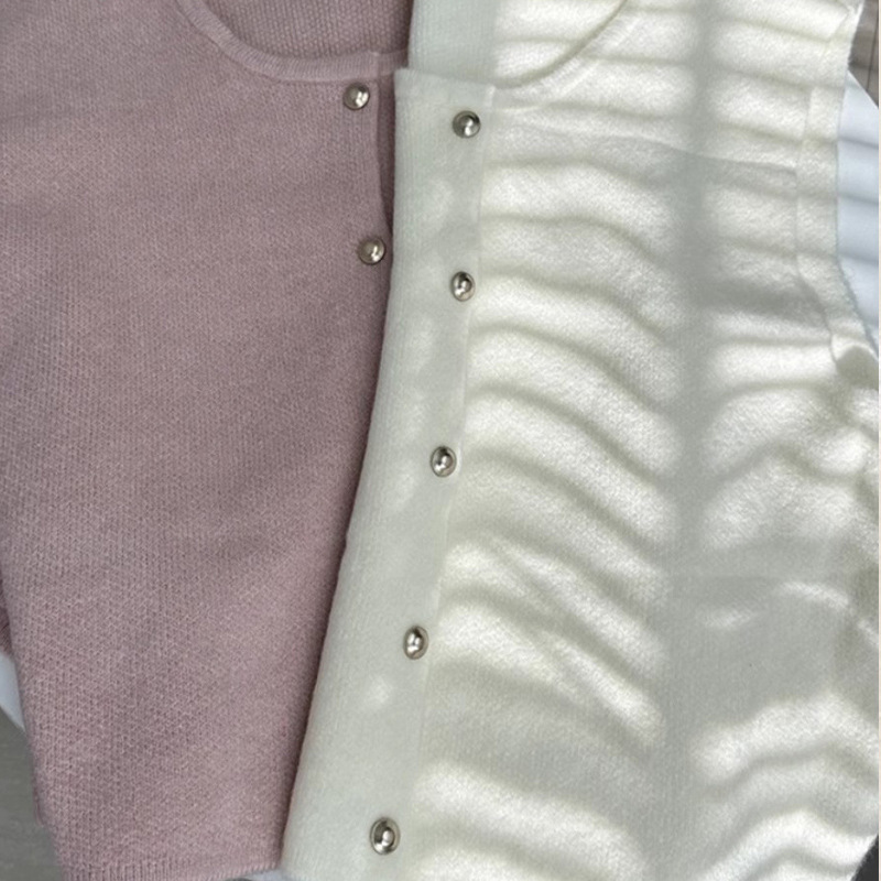 3025 White