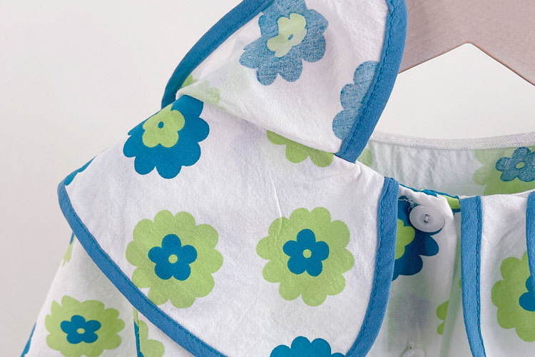 蓝花双领衬+波点蝴蝶结牛仔