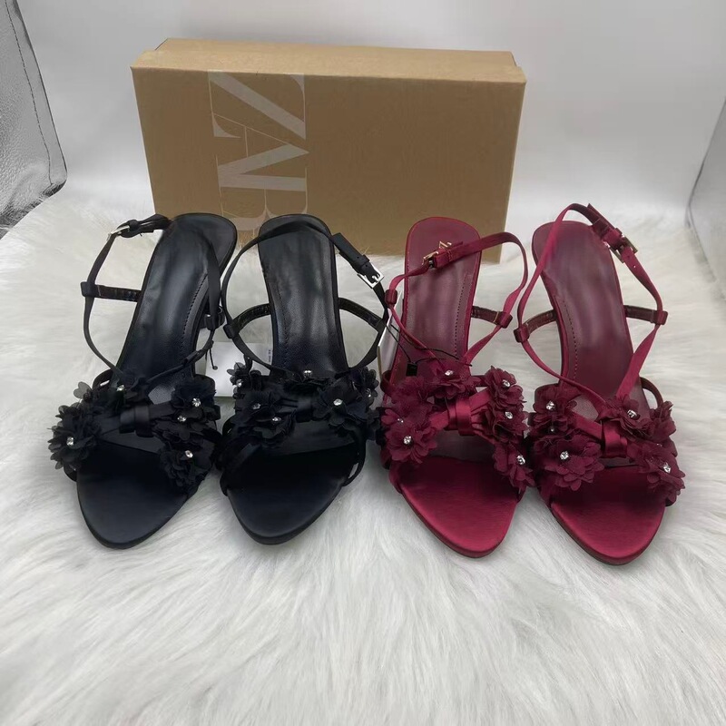 Za New 2025 Fairy-Style Dual-Wear Sandals with Floral Crystal Heels, Fashionable and Elegant Single-Strap Sandals with Summer Bow Za New 2025 Fairy-Style Dual-Wear Sandals with Floral Crystal Heels, Fashionable and Elegant Single-Strap Sandals with Summer Bow