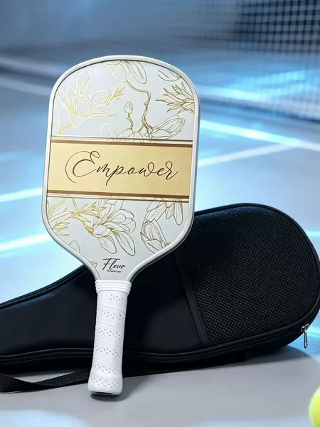 Pickleball paddle PP honeycomb T700 carbon fiber pickleball paddle for beginner training