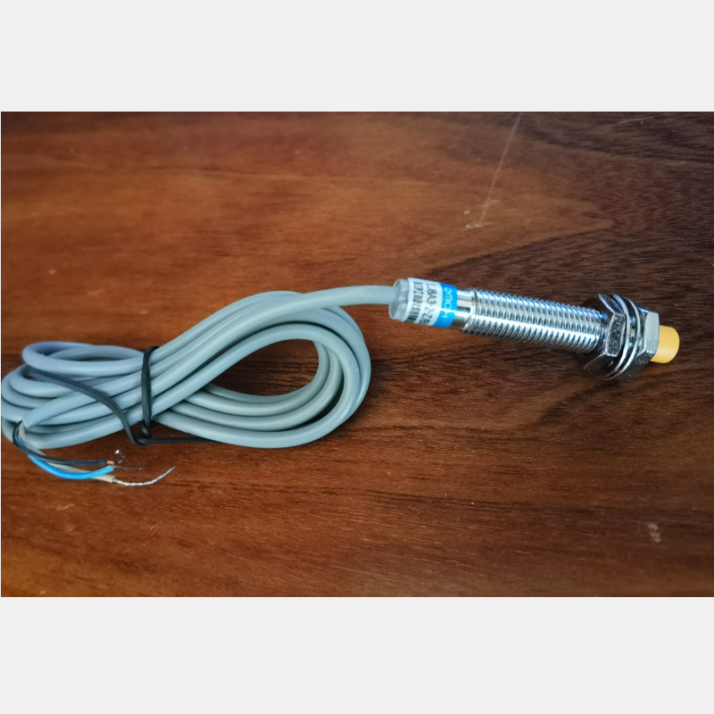 沪工电感式接近开关LJM18A-10Z/KS