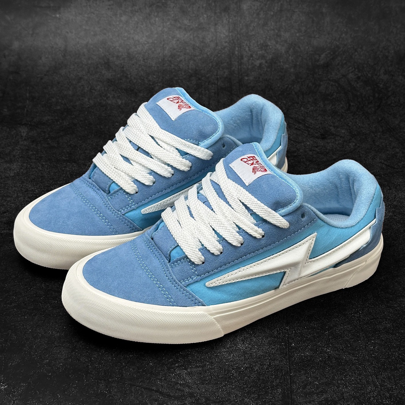 Pareja azul cielo relámpago skate zapatos de moda para hombres y mujeres zapatos casuales de moda para hombres y mujeres zapatos deportivos para estudiantes