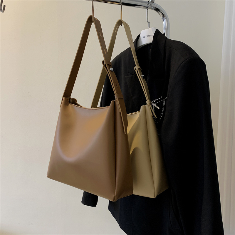 China Export Bag Large Shoulder Bag Women  New Casual Women Bag Mother Tote Bag Large Capacity Simple Shoulder Bag display picture 23