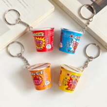仿真日本小猪面钥匙扣恶搞小猪泡面食玩拉面零食创意方便面挂件