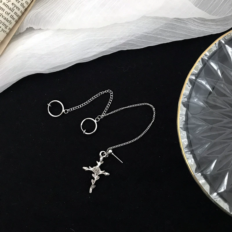 Earring (Brand) metal pendant ear-clip, European punk chain cross, simple elegant 8×6 cm