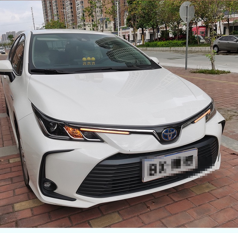 Start Scanning the New Three-Color Led Car Daytime Running Light Streamer Turn Signal Modified High-Brightness Led Daytime Running Light