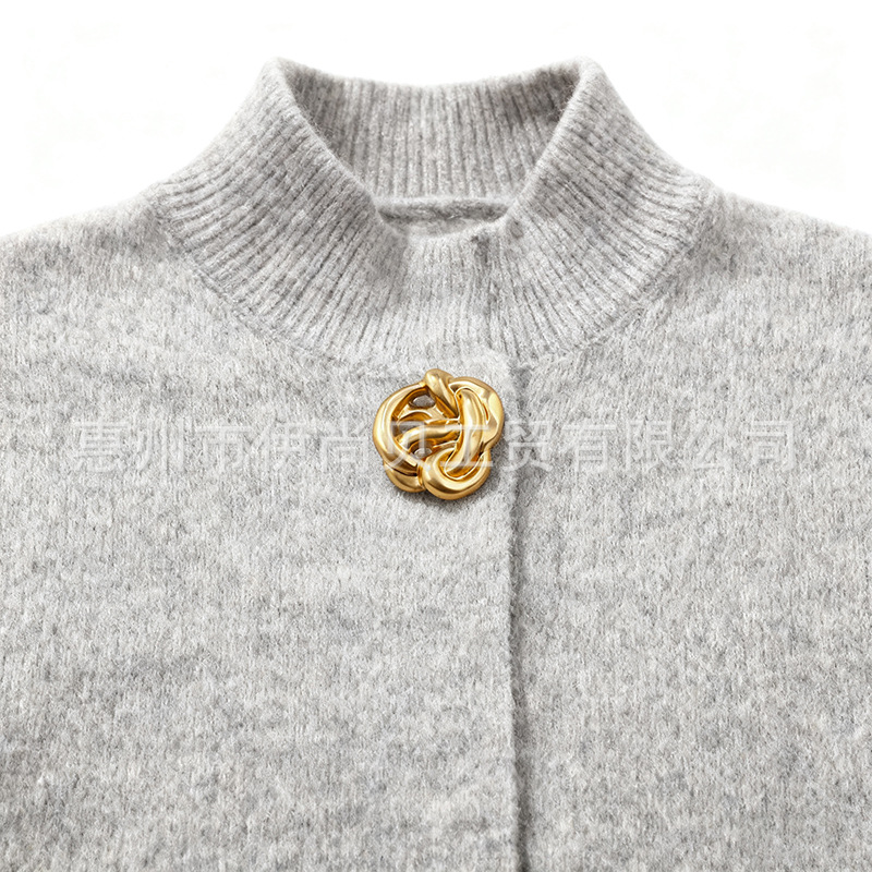 纽扣安装展示 (5) 拷贝.jpg