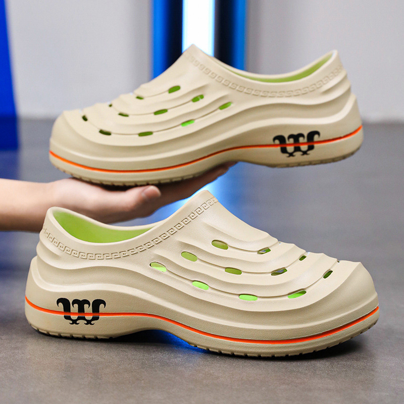 Zapatos de hombre de verano 2024 nuevos suelos suaves transpirables antideslizantes no se cansan de usar sandalias de conducción de playa