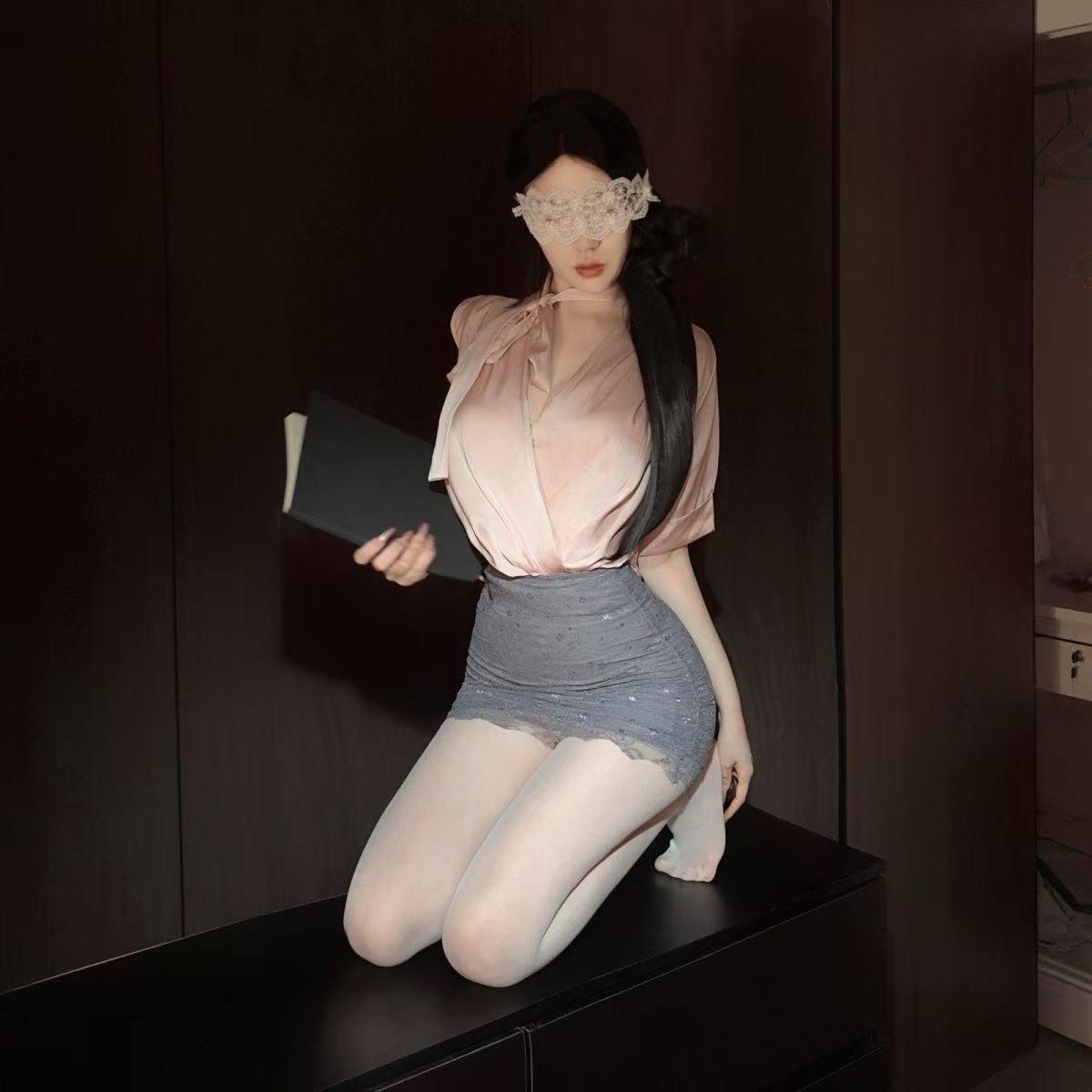 Secretary Uniform Cosplay Set for Women with Shirt, Bodycon Skirt, Blindfold and Tights — detail image 5