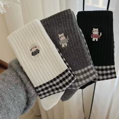灰色复古黑白格子日系学生袜子女中筒袜春秋个性小猫卡通棉袜长筒