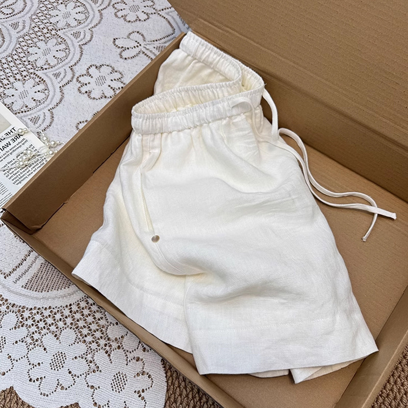 Highly Recommended! White Tencel Linen Shorts for Women 2025 New Summer Outerwear, Height-Enhancing and Leg-Lengthening Knee-Length Shorts