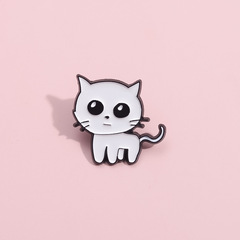 Adorable White Cat Metal Pin, Cartoon Animal Series Autism Accessory Badge, Creative Cross-Border Wholesale