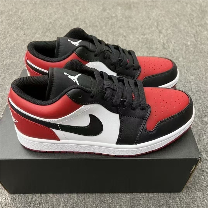 검정색과 빨간색 발가락(순수 오리지널 하이 버전은 마찰음과 삐걱거리는 소리가 납니다)