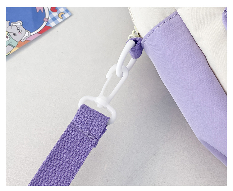 A Japanese niche double-sided multi-purpose bag for girls, a fresh and cute student single-shoulder bag, versatile carrying bear, +3 yuan undefined