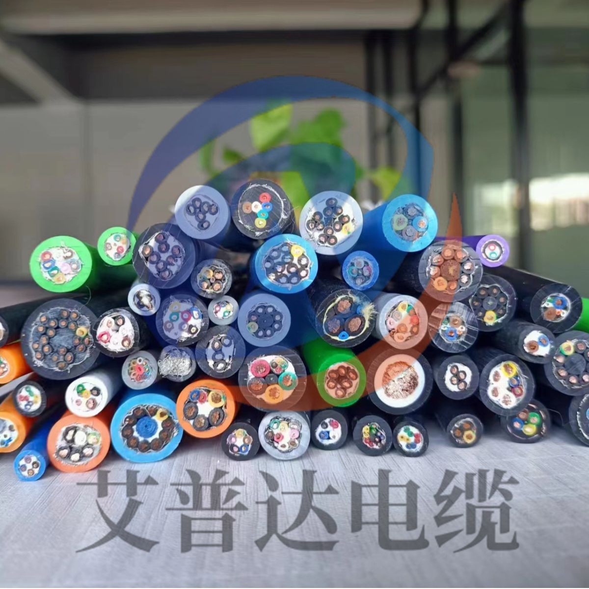 阻燃防爆电缆矿山隧道使用进口聚氨酯材质防护单芯卷筒电缆柔性