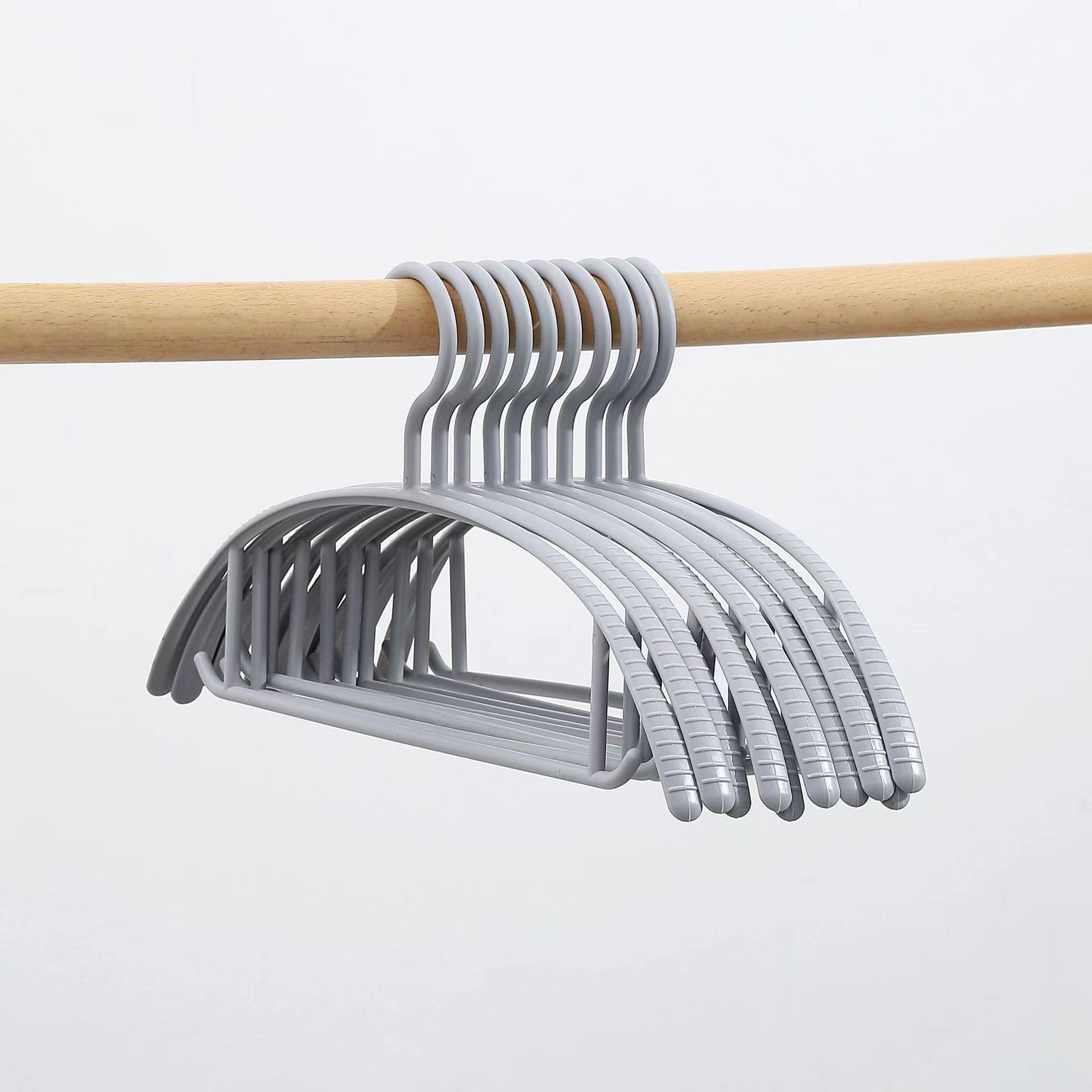 Adultos antideslizante anti-hombro esquina sin huellas percha de ropa para ropa doméstica antideslizante para colgar ropa de sol percha de ropa para dormitorio