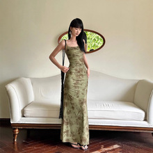 新中式绿色网纱碎花吊带连衣裙女夏设计高级气质收腰包臀鱼尾长裙