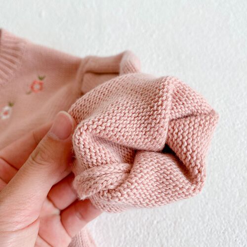  Spring and Autumn Clothes for Infant Girls Knitted Embroidered Sweater Jacket + Twist Romper Suit Single Shot