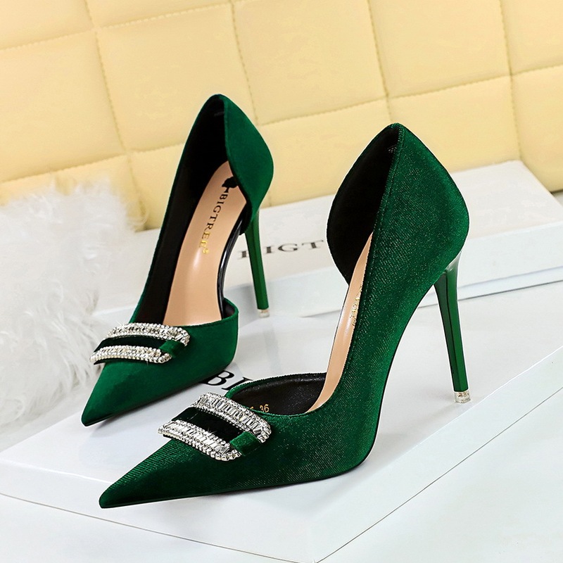 1363-K76 Banquet High-Heeled Shoes for Women, Thickened Suede Shallow Pointed Toe with Side Cutouts, Ultra-High Heels with Rhinestone Buckle