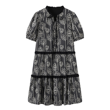 阔系の2025夏新中式气质娃娃裙重工刺绣显瘦小个子泡泡袖连衣裙女