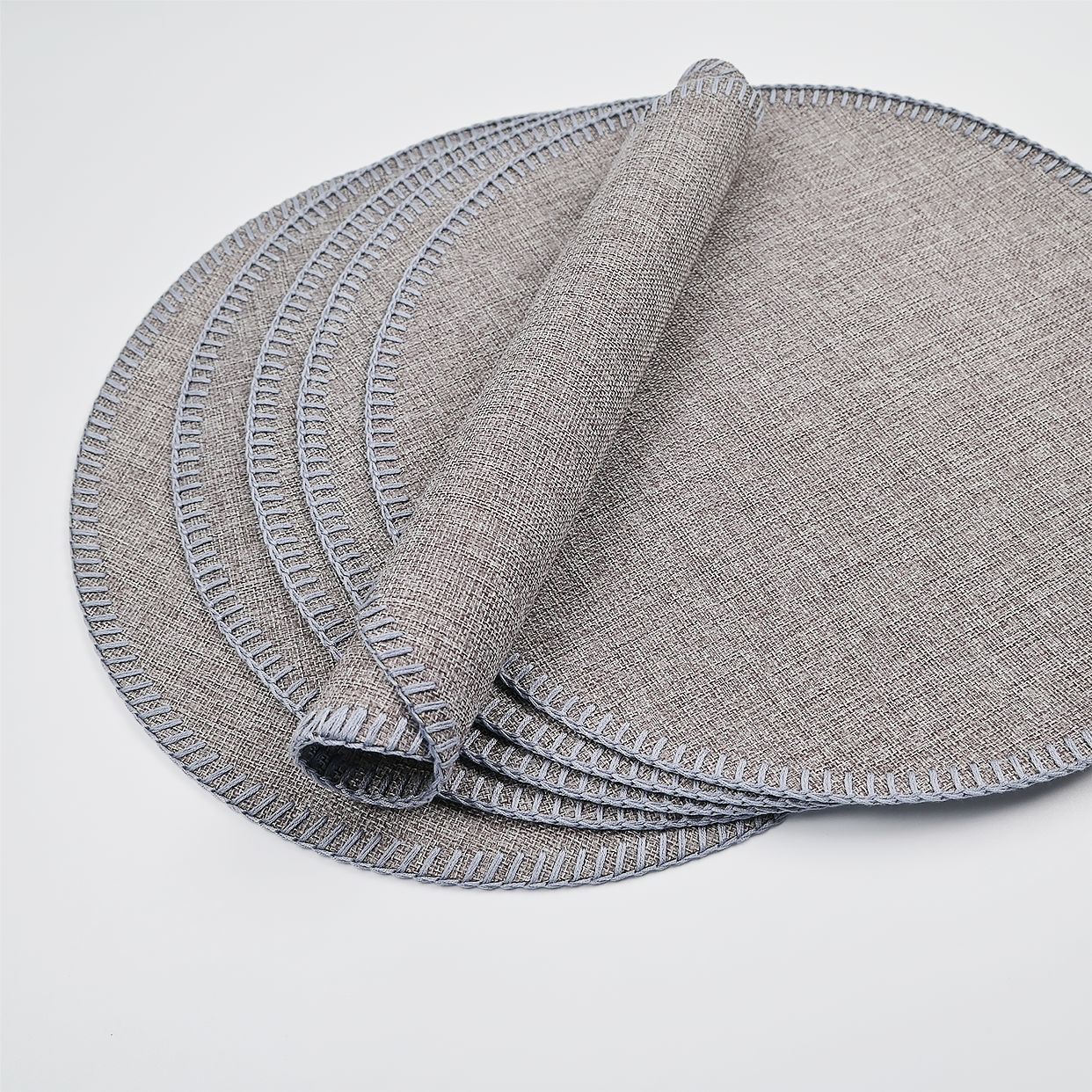 Nuevo cojín de lino redondo de poliéster de color sólido cojín de tela de doble capa lavable anti-deslizante aislamiento de tazas cojín de mesa